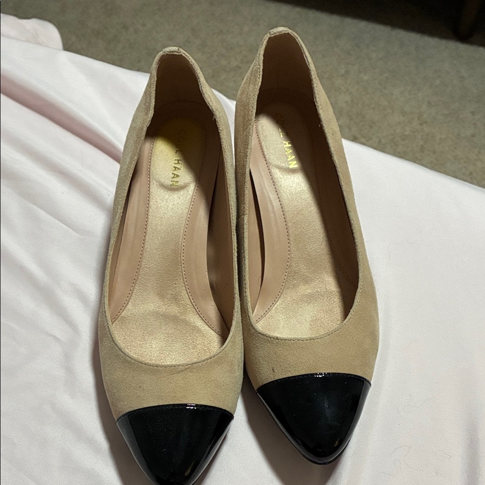 Cole Haan Women's Tan and Black Heels